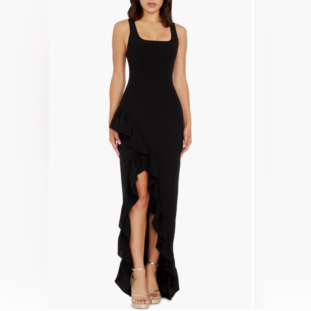 NWT Elegant Black Charlene Ruffle Gown